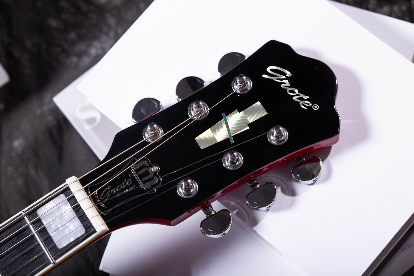 Grote 335 Style Semi-Hollow Body Electric Guitar Coils Splitting